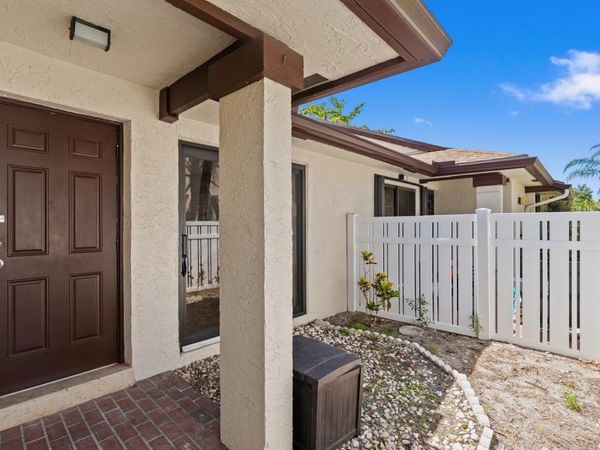 3306 S Carambola Cir Circle S, Coconut Creek, FL 33066