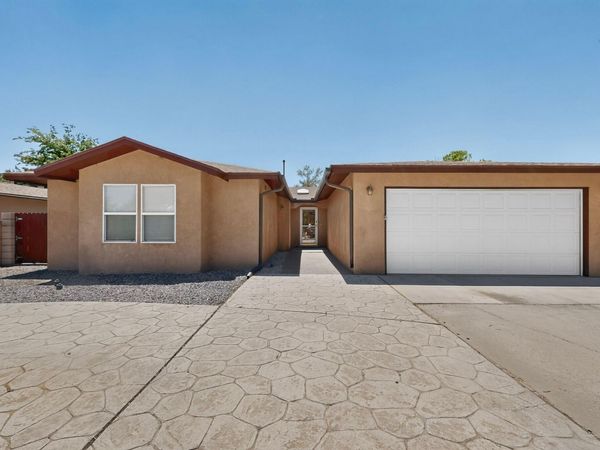 5320 Kettle Road NW, Albuquerque, NM 87120