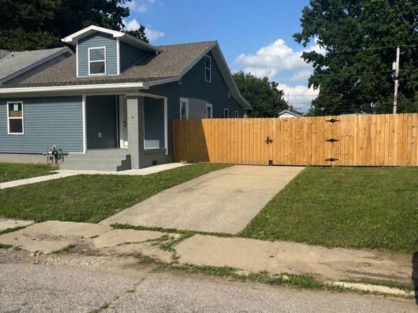 1612 S Fares Avenue, Evansville, IN 47714