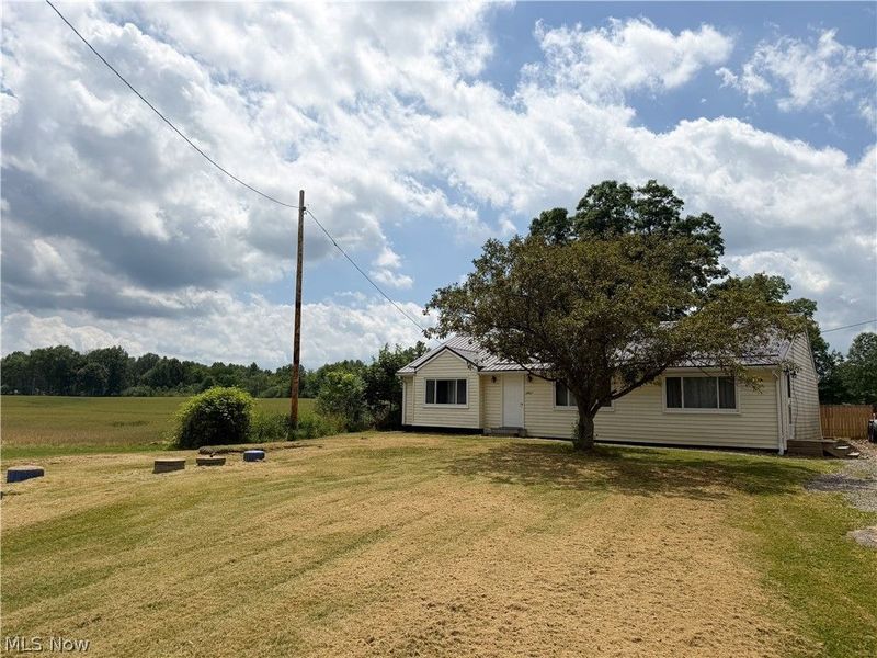 2807 Warren Burton Road, Southington, OH 44470 Photo 1