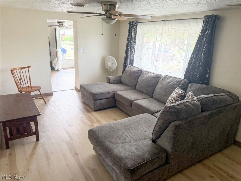 2807 Warren Burton Road, Southington, OH 44470 Photo 4