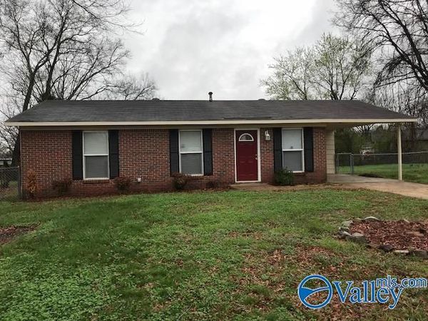 2403 Yorkshire Drive, Huntsville, AL 35803