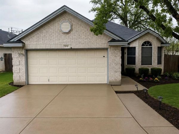 4719 CASTLEMAN DR, Austin, TX 78725