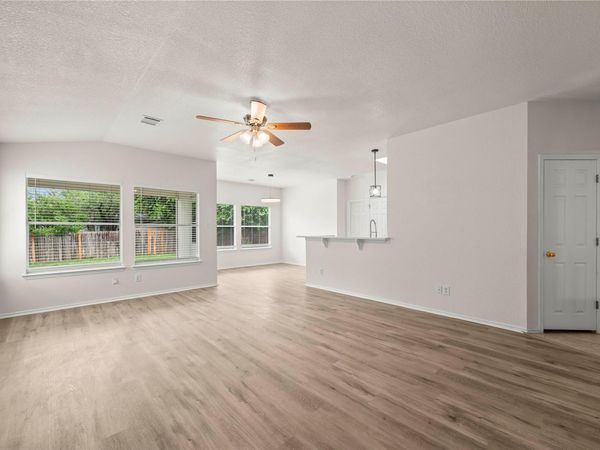 3920 Whitey Ford WAY, Round Rock, TX 78665