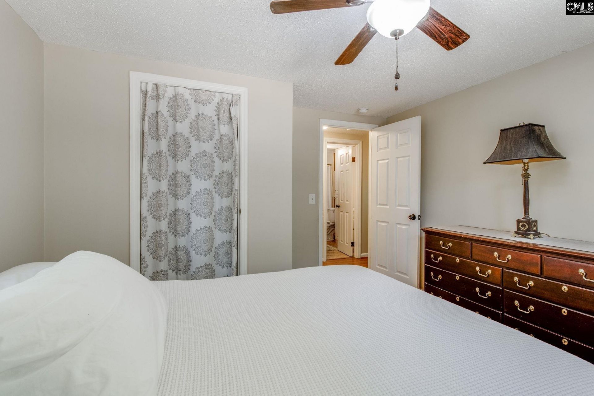 9928 Wilson Boulevard  Photo 13