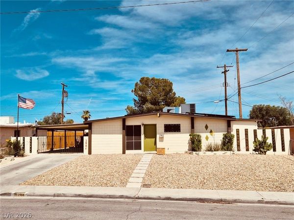 2984 Berman Street, Las Vegas, NV 89169