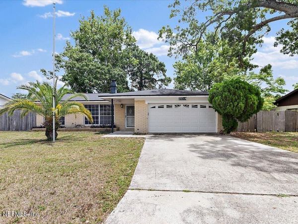 2415 WASHINGTON Street, Orange Park, FL 32073