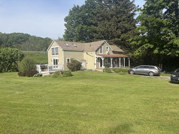 20 Moscow Rd, West Stockbridge, MA 01266