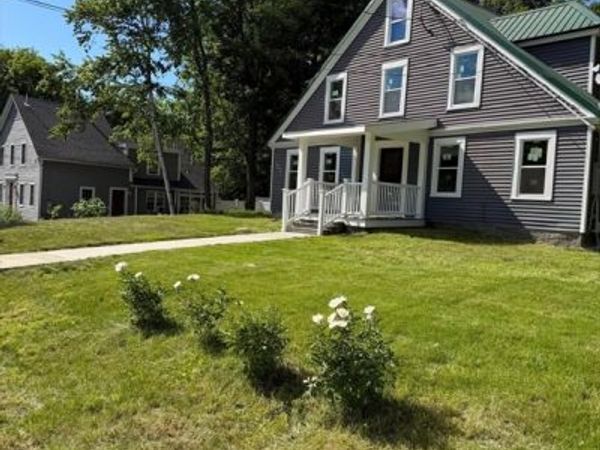 18 Main St, Ashburnham, MA 01430