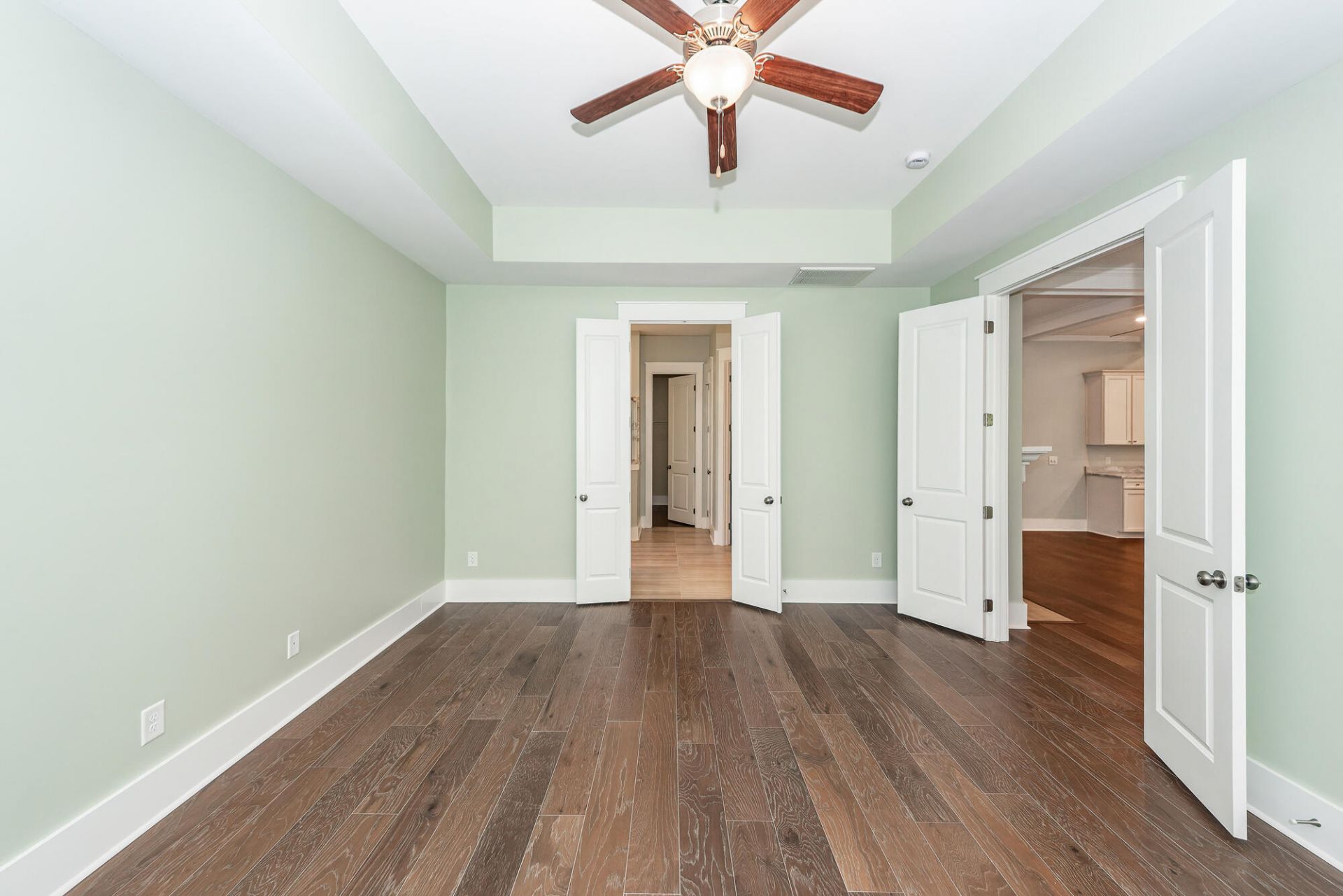 225 Weston Hall Drive Photo 14