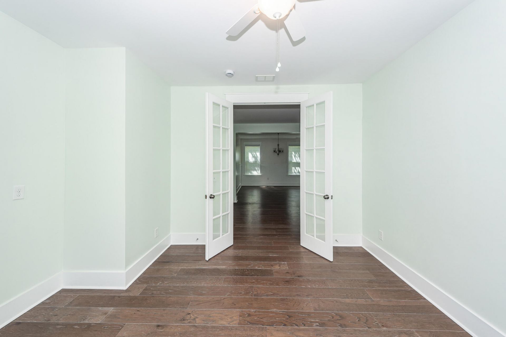 225 Weston Hall Drive Photo 22