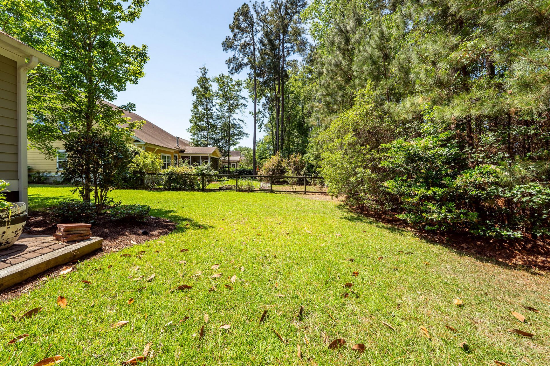 225 Weston Hall Drive Photo 28