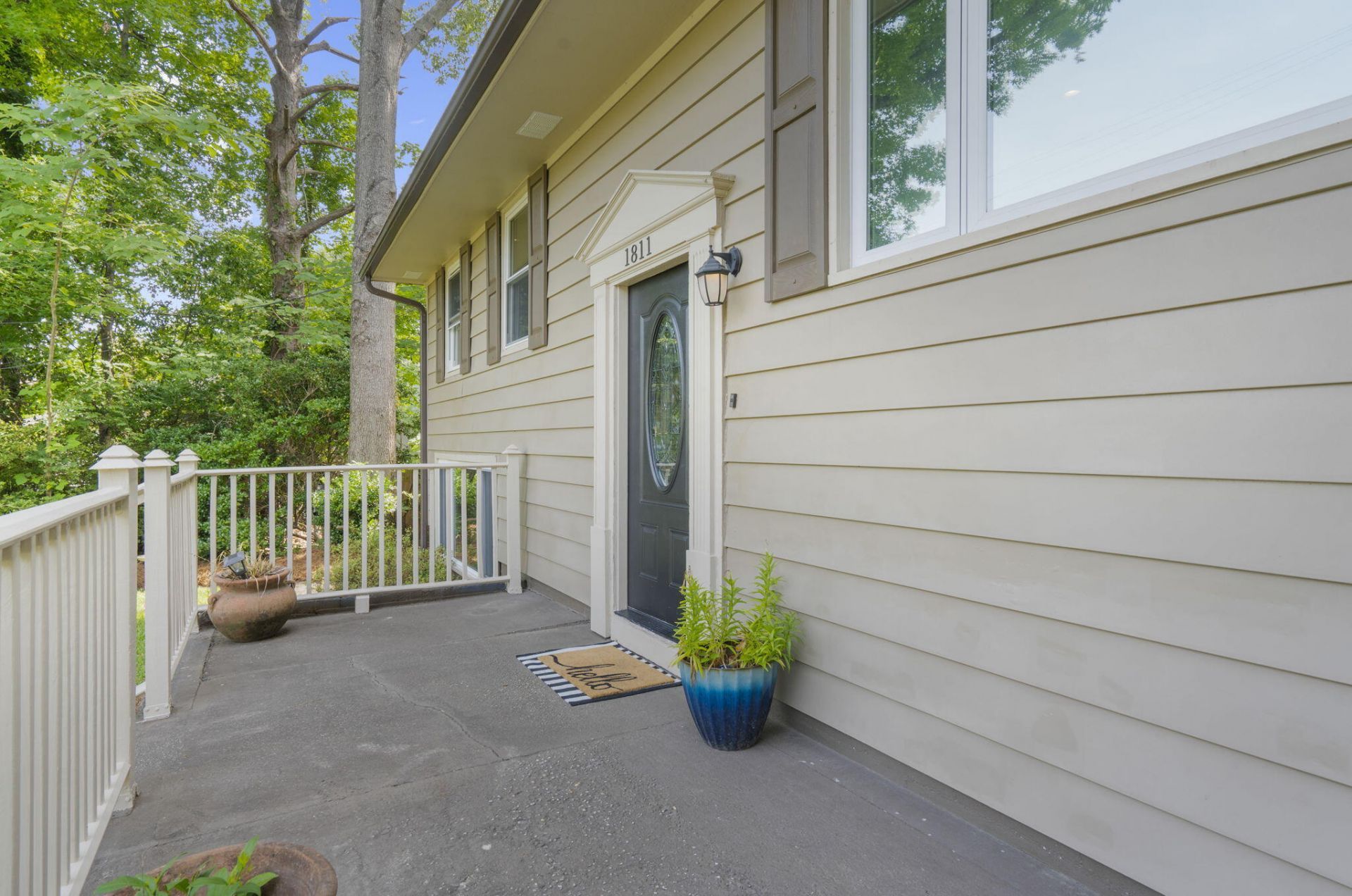 1811 Manigault Place Photo 22
