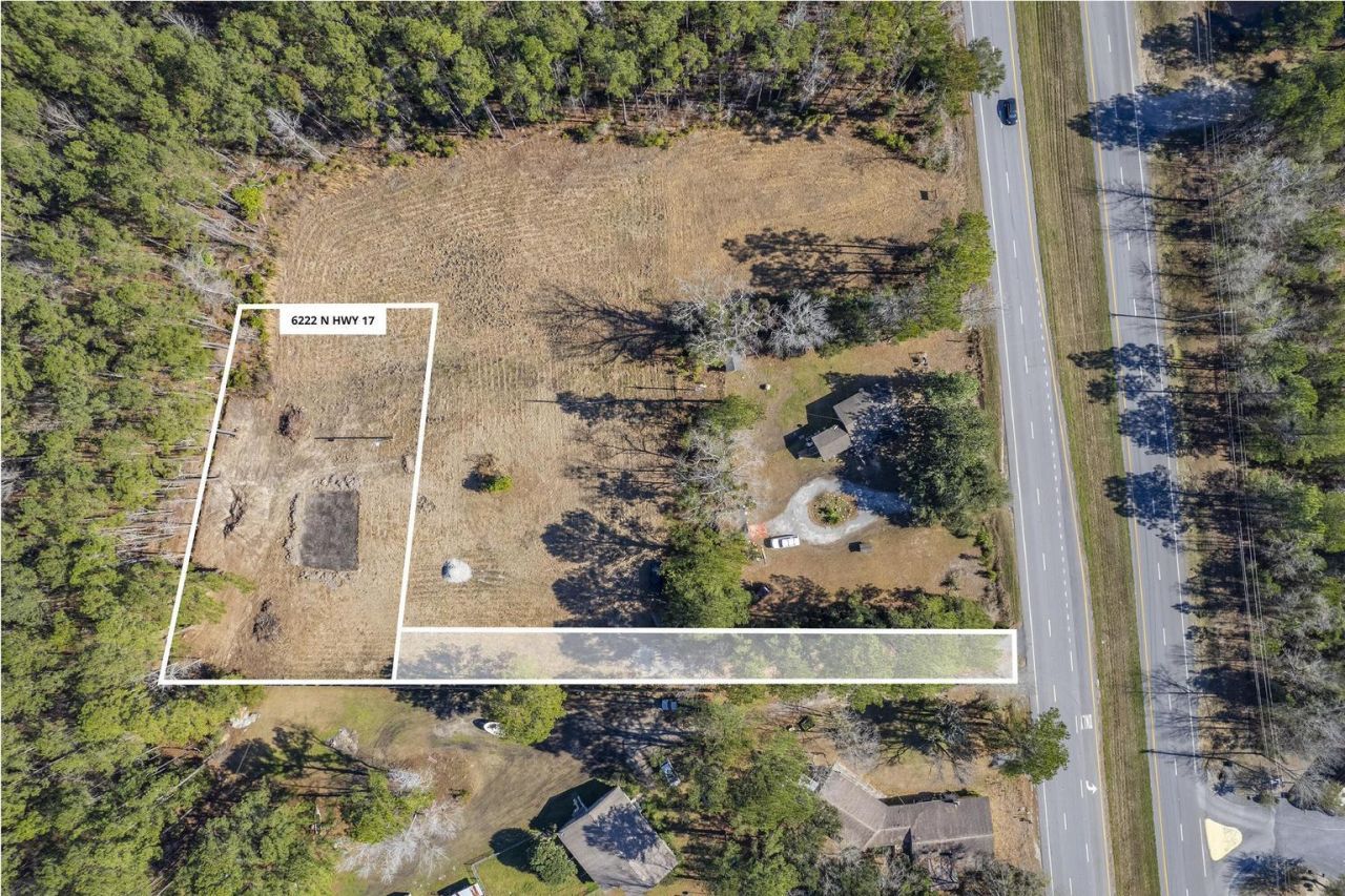 6222 N Highway 17 Photo 5
