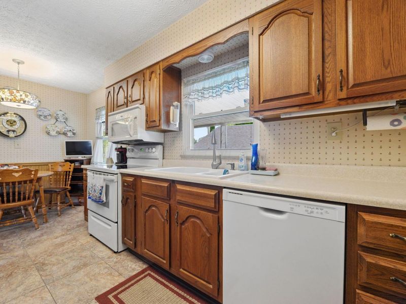 1867 Belmead Avenue, Columbus, OH 43223 Photo 10
