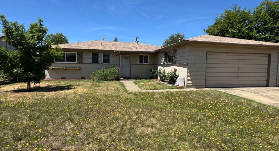 118 Henderson Way, Folsom, CA 95630 Photo
