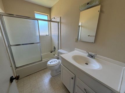 118 Henderson Way, Folsom, CA 95630 Photo