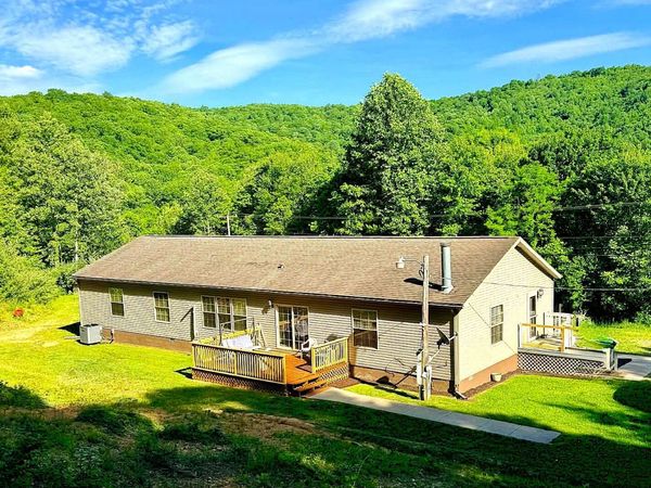 701 Fleshman Hollow Rd, Rainelle, WV 25962