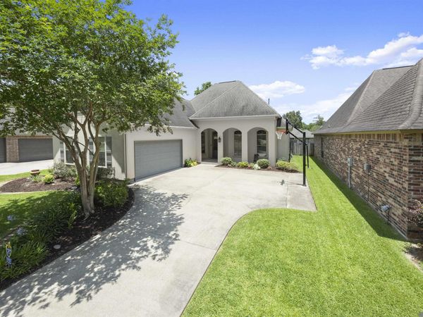 16157 Woodland Trail Ave, Saint George, LA 70817