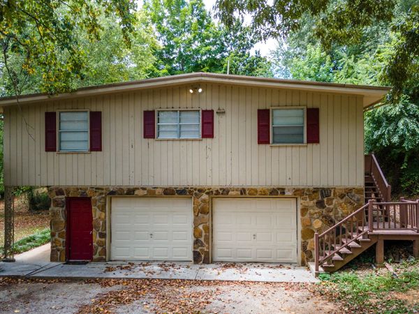 630 Colonial Drive, Harriman, TN 37748