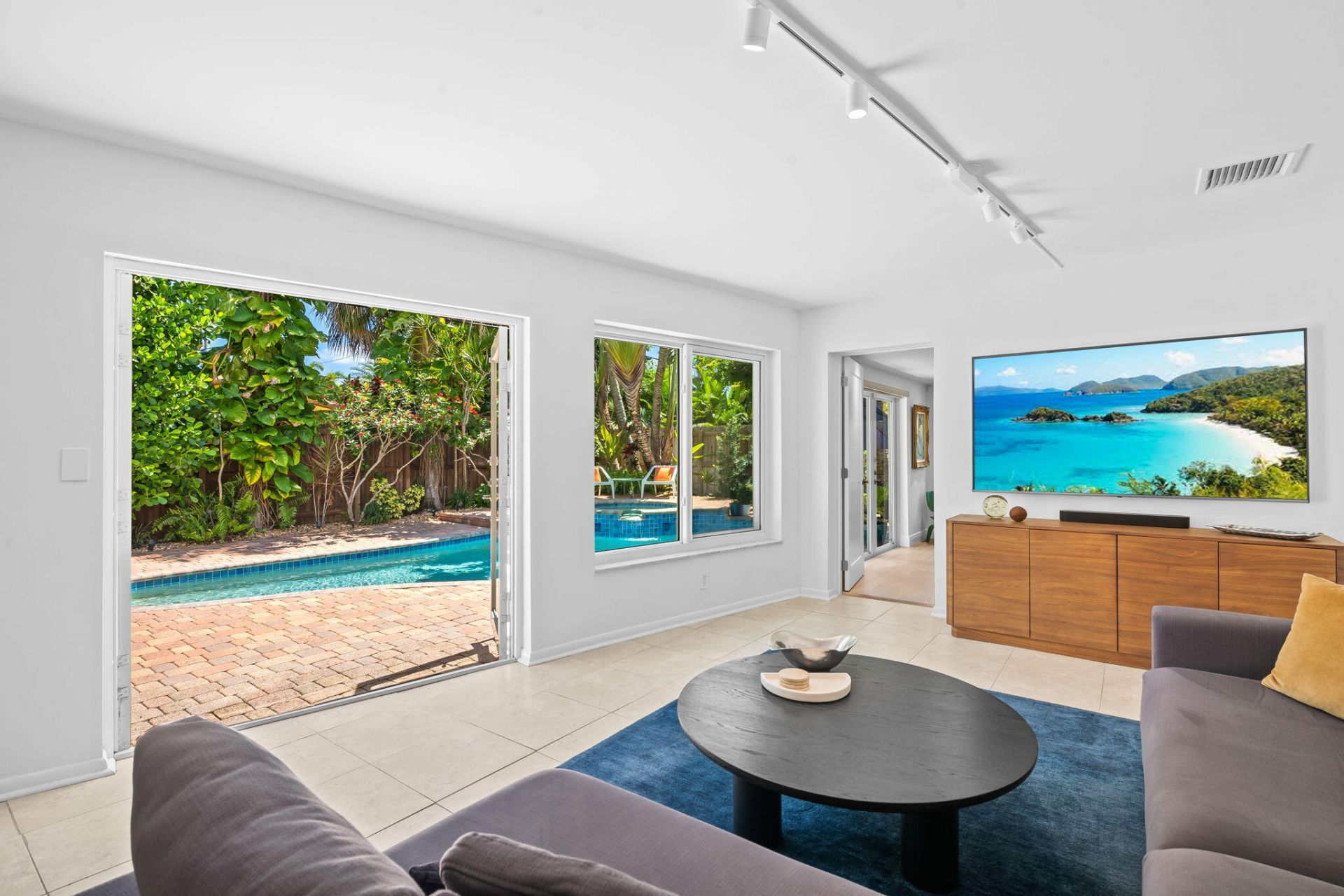2043 NE 29th Street, Fort Lauderdale, FL 33306 Photo