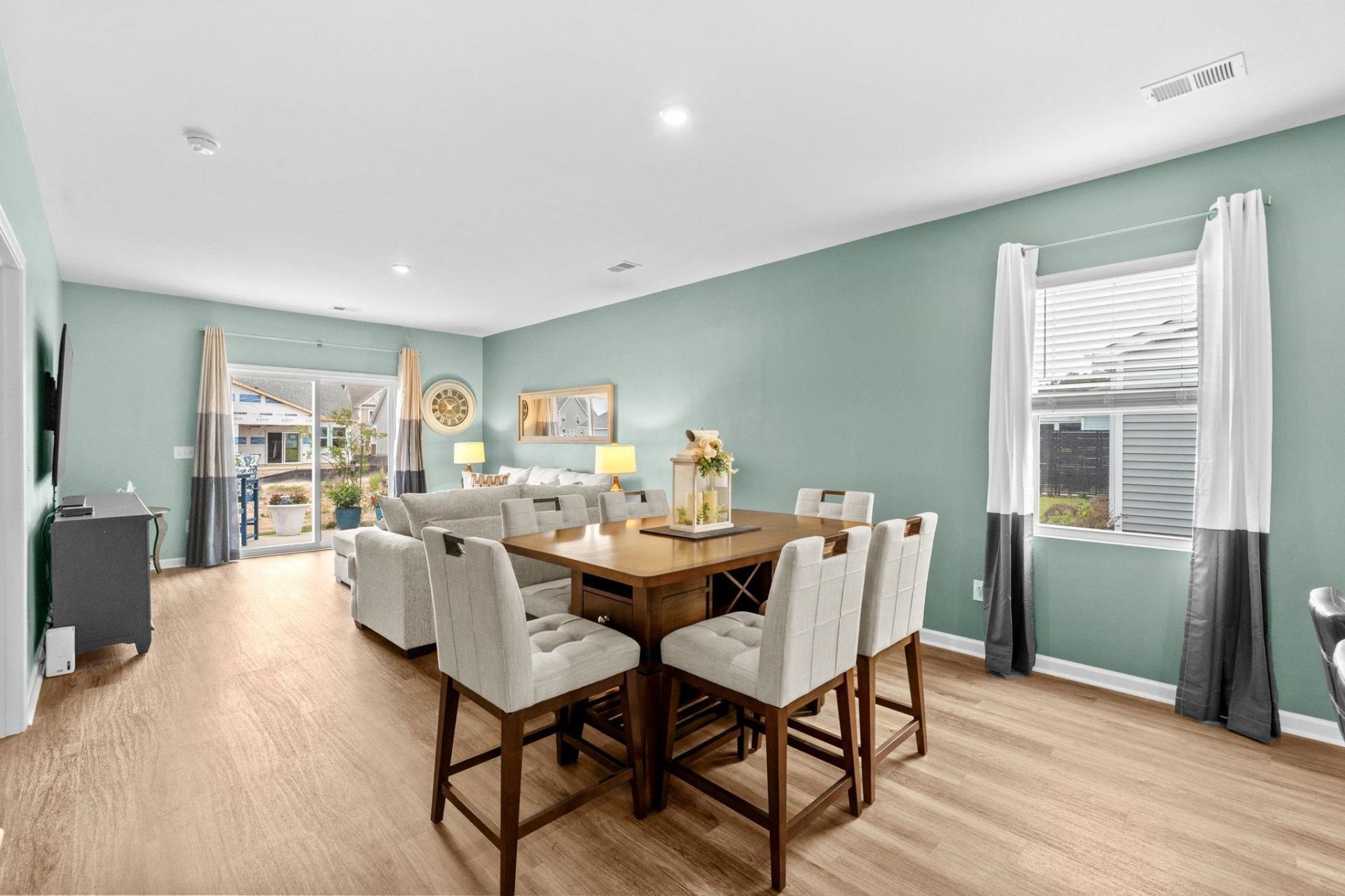 3050 Deerberry Place  Photo 11
