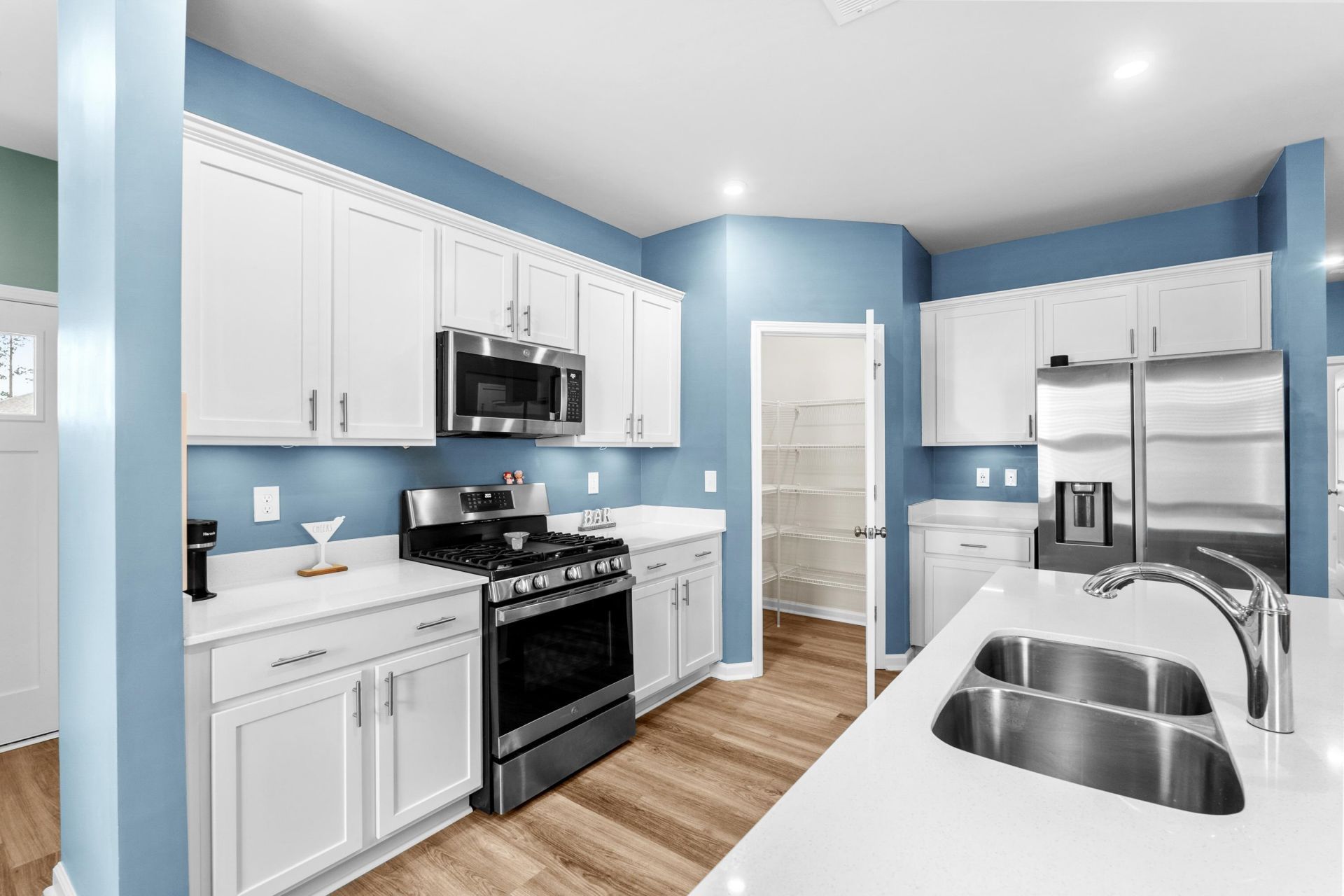 3050 Deerberry Place Photo 16
