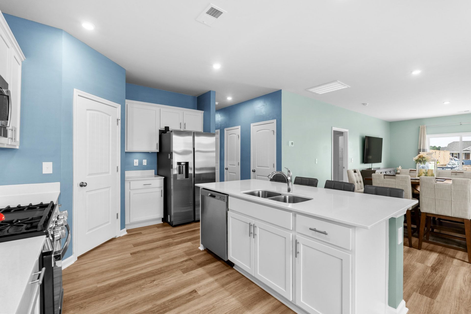 3050 Deerberry Place Photo 17