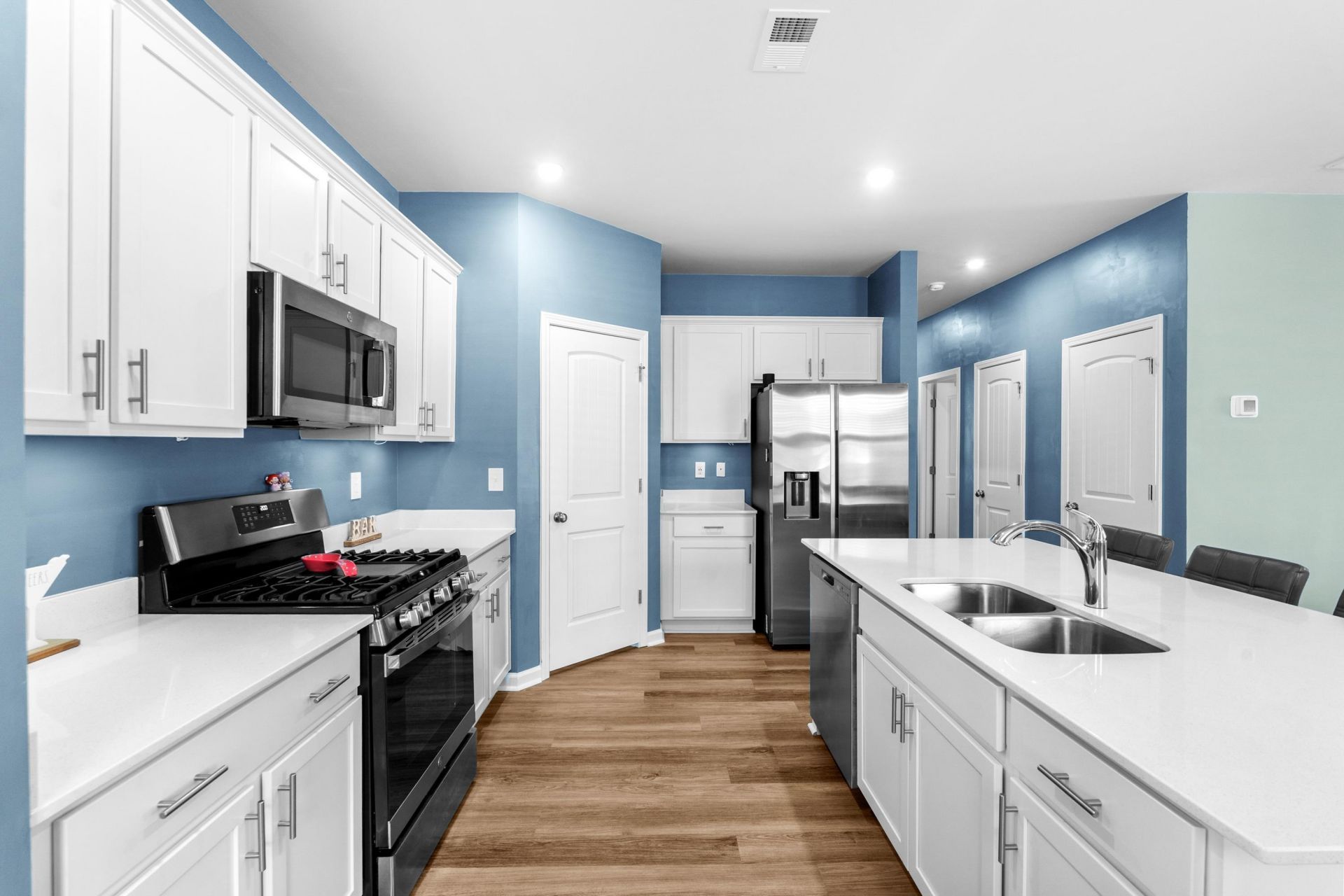 3050 Deerberry Place Photo 18