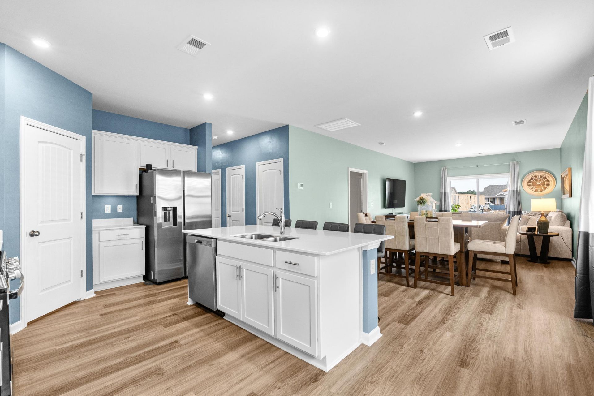 3050 Deerberry Place Photo 23