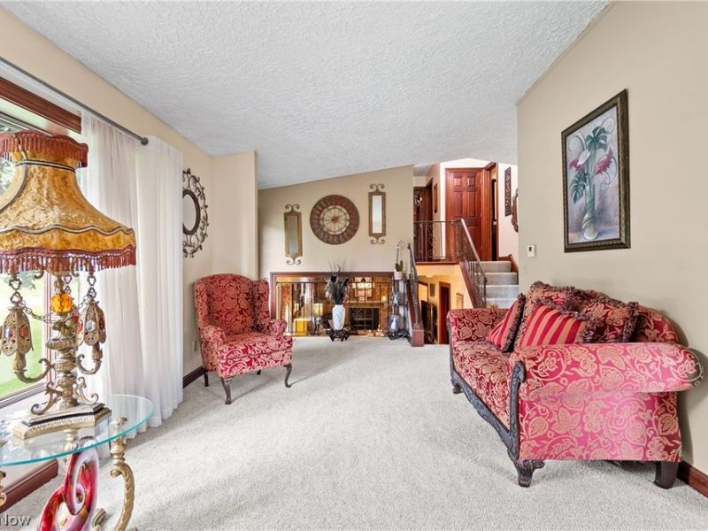 960 Karla Drive, Green, OH 44216 Photo 10