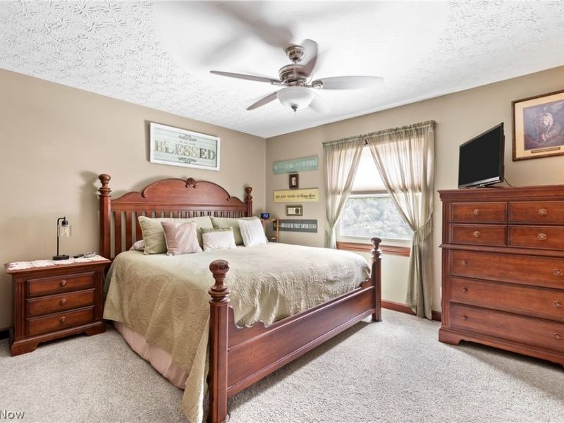 960 Karla Drive, Green, OH 44216 Photo 19