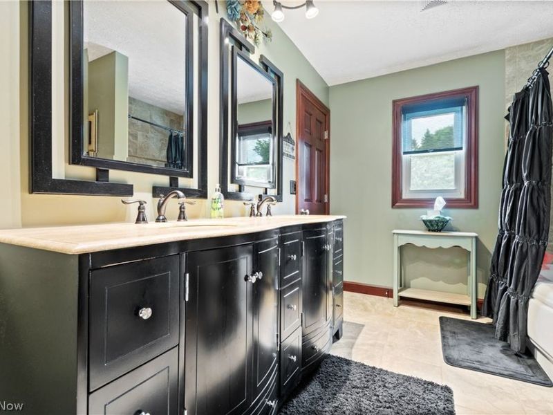 960 Karla Drive, Green, OH 44216 Photo 21