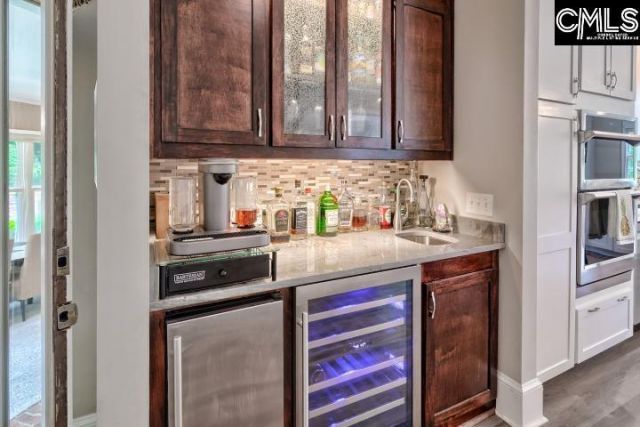420 Oak Brook Drive Photo 15