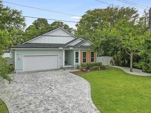 633 W Pope Rd, St Augustine, FL 32080