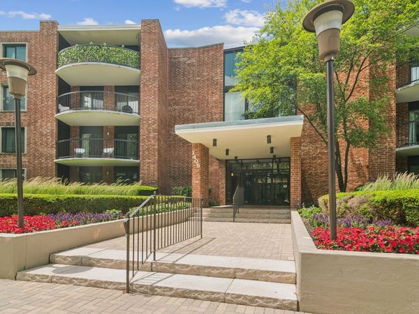 1405 E Central Road , Unit 218C, Arlington Heights, IL 60005