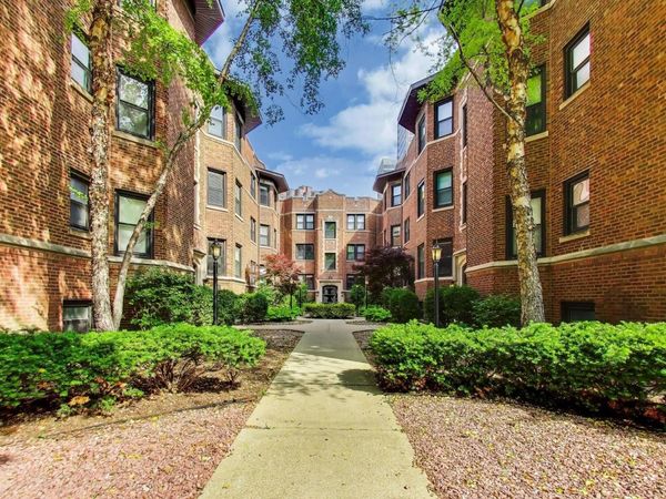 530 W Cornelia Avenue, Unit 2N, Chicago, IL 60657