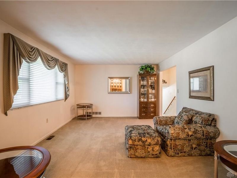 611 Gamewell Drive, Miamisburg, OH 45342 Photo 11