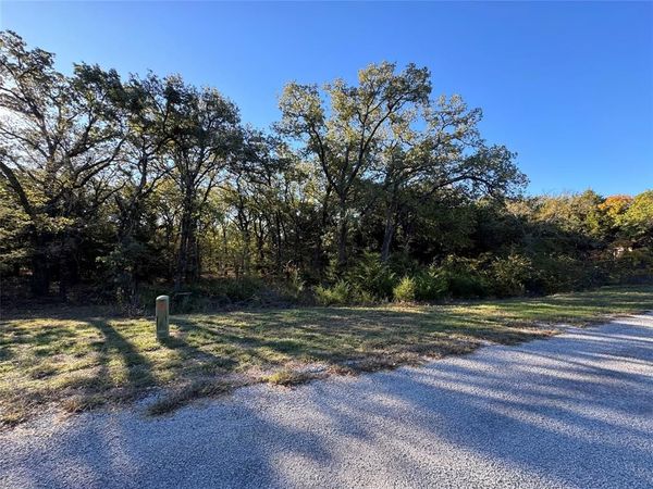 20 Timber Trail , Tioga, TX 76271