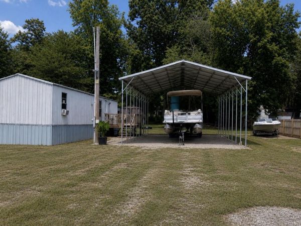 38 Rusty Lane , Linden, TN 37096