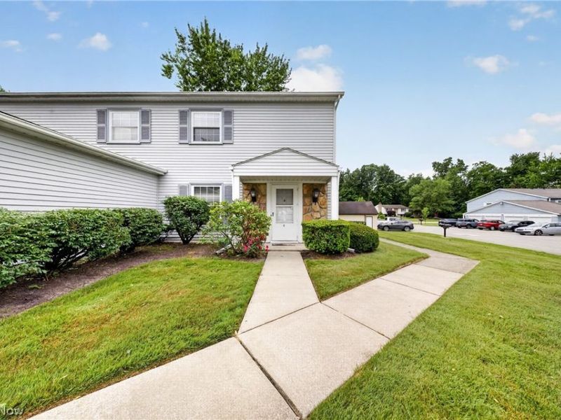 3437 Beaver Trail, Unit D, Aurora, OH 44202 Photo 3