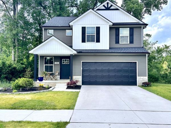 700 Machnik Drive, Chelsea, MI 48118