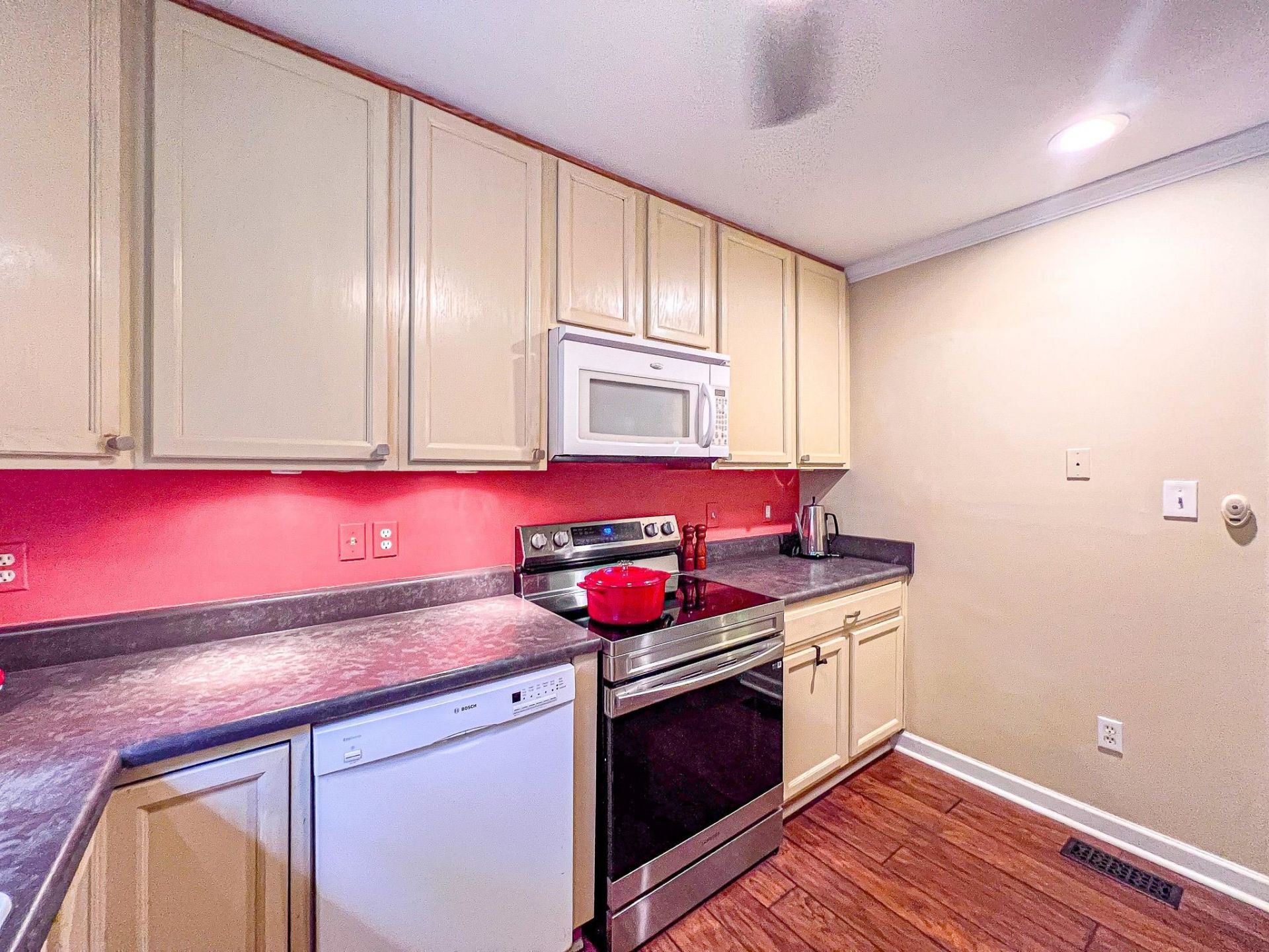 68 Partridge Ln.  Photo 8