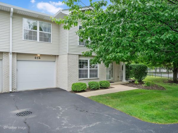624 Beaver Court , Unit 624, Naperville, IL 60563