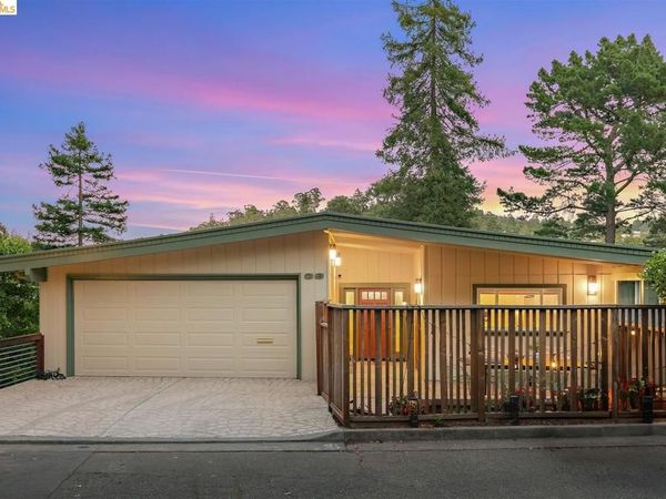 38 Drake Ln, Oakland, CA 94611