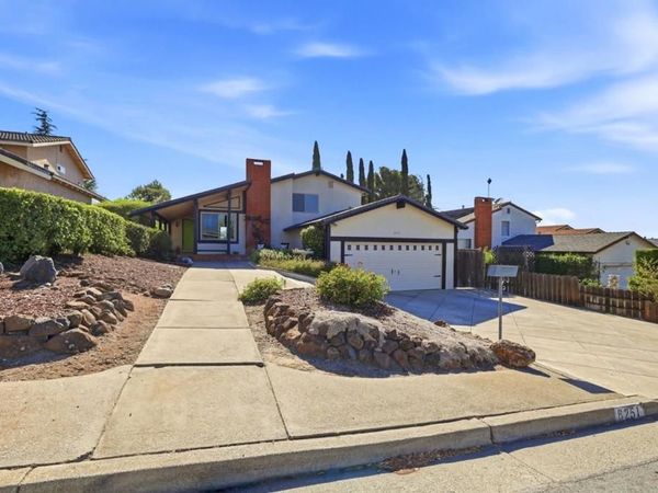 6251 Royal Oak Court, San Jose, CA 95123