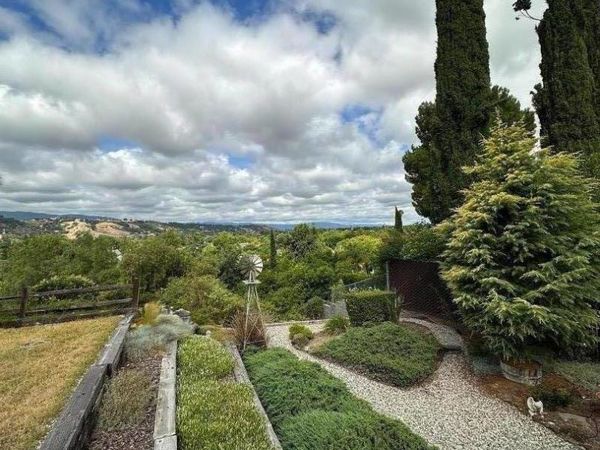 6251 Royal Oak Court, San Jose, CA 95123