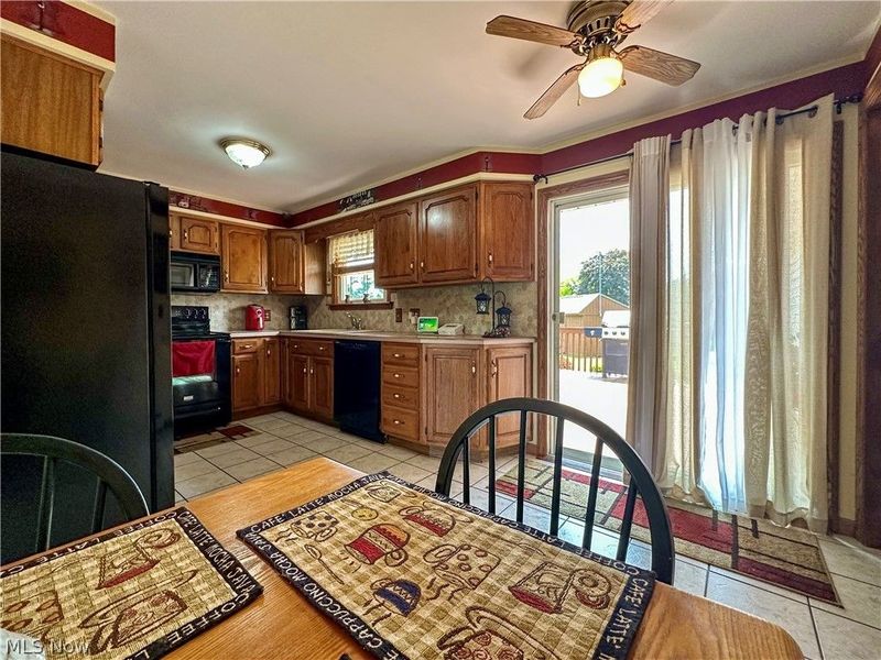 2308 Bears Den Road, Youngstown, OH 44511 Photo 12