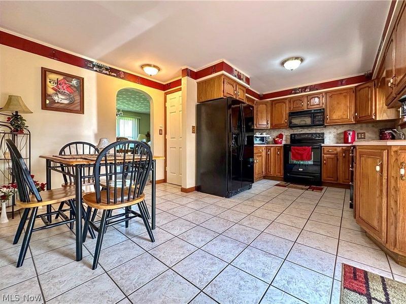 2308 Bears Den Road, Youngstown, OH 44511 Photo 16