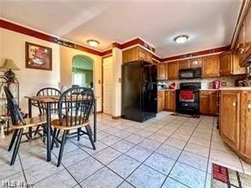 2308 Bears Den Road, Youngstown, OH 44511 Photo 16